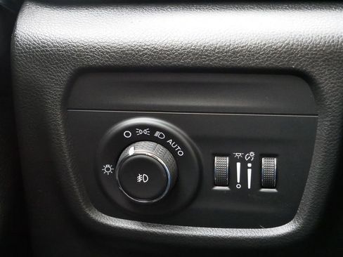 Certified 2022 Jeep Grand Cherokee L Summit w/ Advanced Protech Group IV image 52