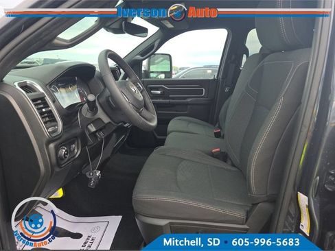 Used 2026 RAM 2500 Big Horn AWD/4WD image 3