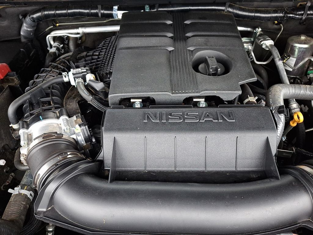 Certified 2025 Nissan Frontier PRO-4X w/ Pro Premium Package AWD/4WD image 28