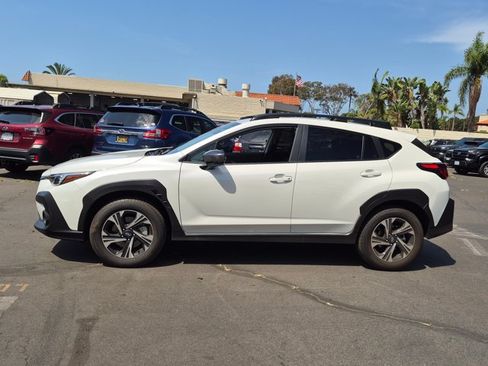 Used 2025 Subaru Crosstrek 2.5i Premium AWD/4WD image 2