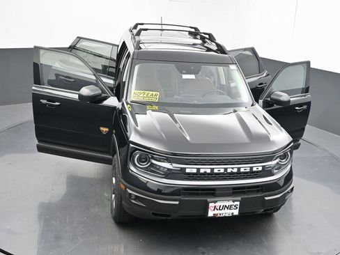 New 2024 Ford Bronco Sport Badlands w/ Premium Package image 59