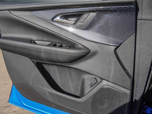 Used 2024 Chevrolet Blazer EV LT image 21