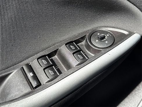 Used 2014 Ford Focus SE w/ Equipment Group 201A image 19