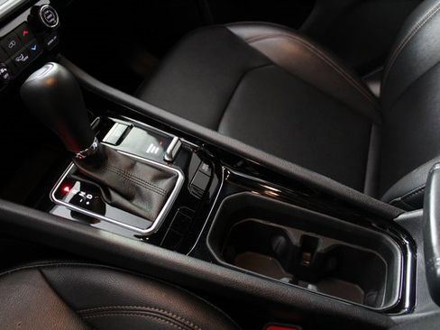 Used 2024 Jeep Compass Limited image 15