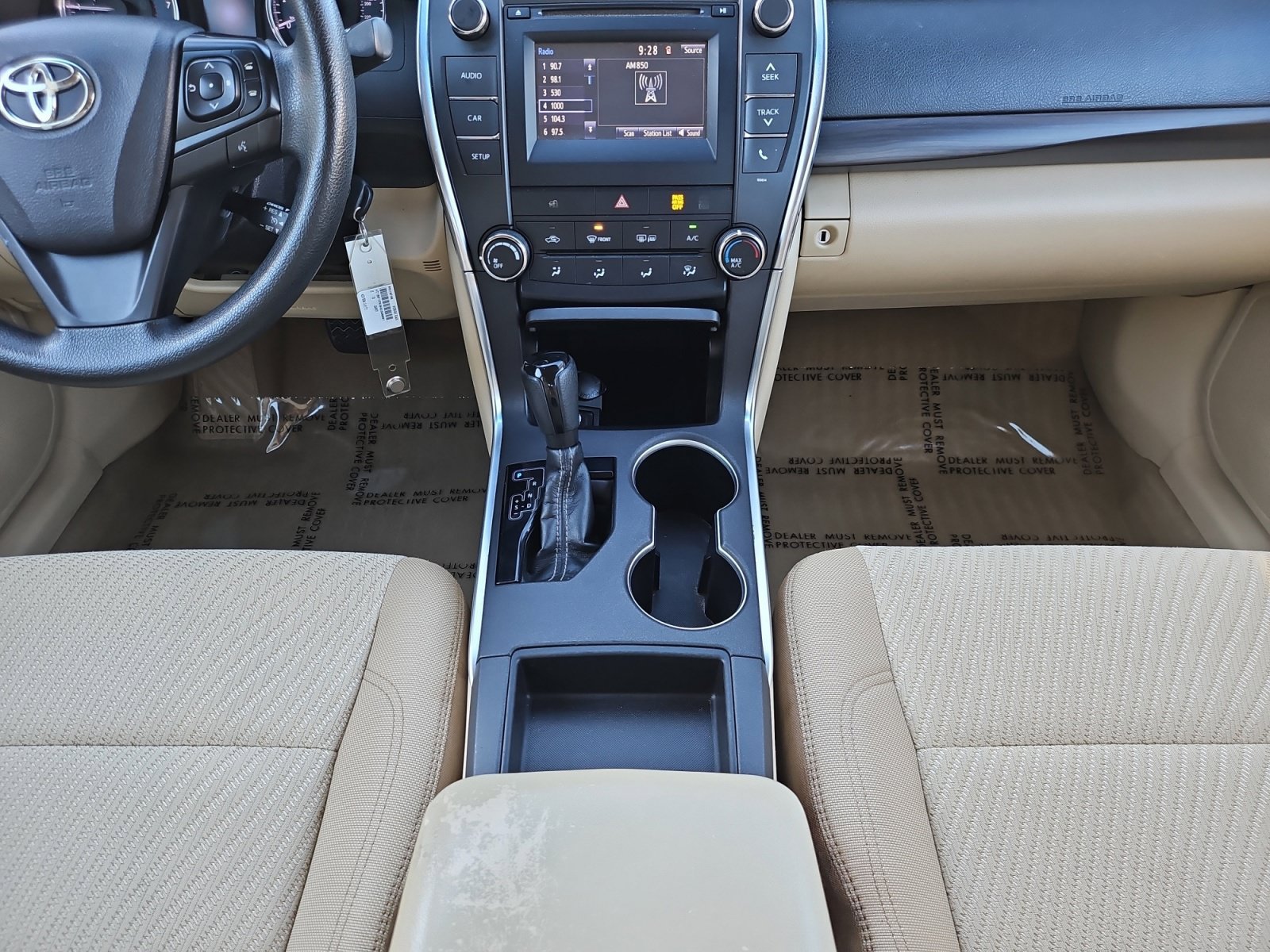 Used 2017 Toyota Camry LE FWD image 28