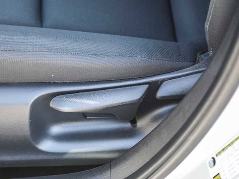 Used 2023 Toyota Corolla LE image 19