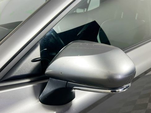 Used 2025 Toyota Camry SE FWD image 12