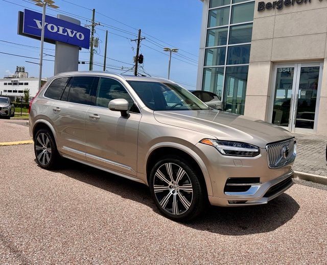 Certified 2024 Volvo XC90 B6 Plus w/ Protection Package Premier AWD/4WD image 1