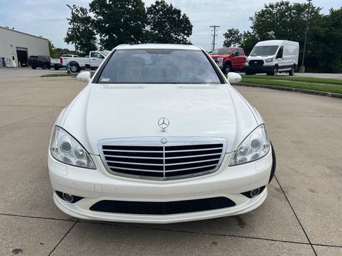 Used 2009 Mercedes-Benz S 550 4MATIC image 11