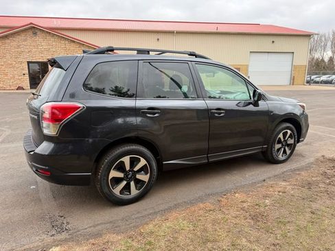 Used 2018 Subaru Forester 2.5i Premium image 4