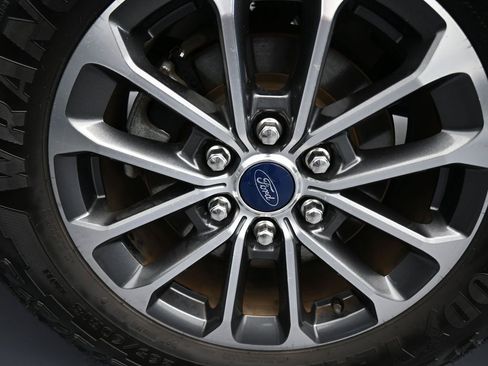 Used 2020 Ford F150 XLT w/ Equipment Group 302A Luxury image 48