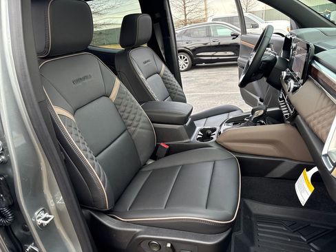 New 2026 GMC Canyon Denali image 53