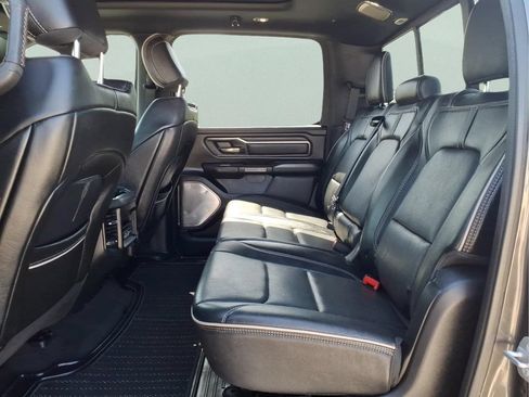 Used 2019 RAM 1500 Limited AWD/4WD image 11