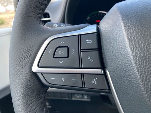 New 2026 Toyota Sienna XLE image 16