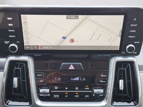 Certified 2022 Kia Sorento SX Prestige AWD/4WD image 7