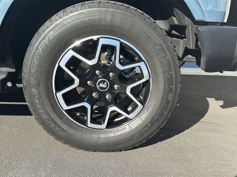 Certified 2023 Ford Bronco Outer Banks image 10