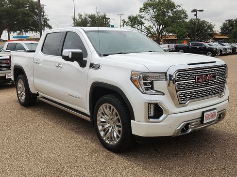 Used 2019 GMC Sierra 1500 Denali w/ Denali Ultimate Package AWD/4WD image 6