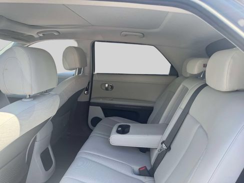 Certified 2022 Hyundai Ioniq 5 Limited AWD/4WD image 11
