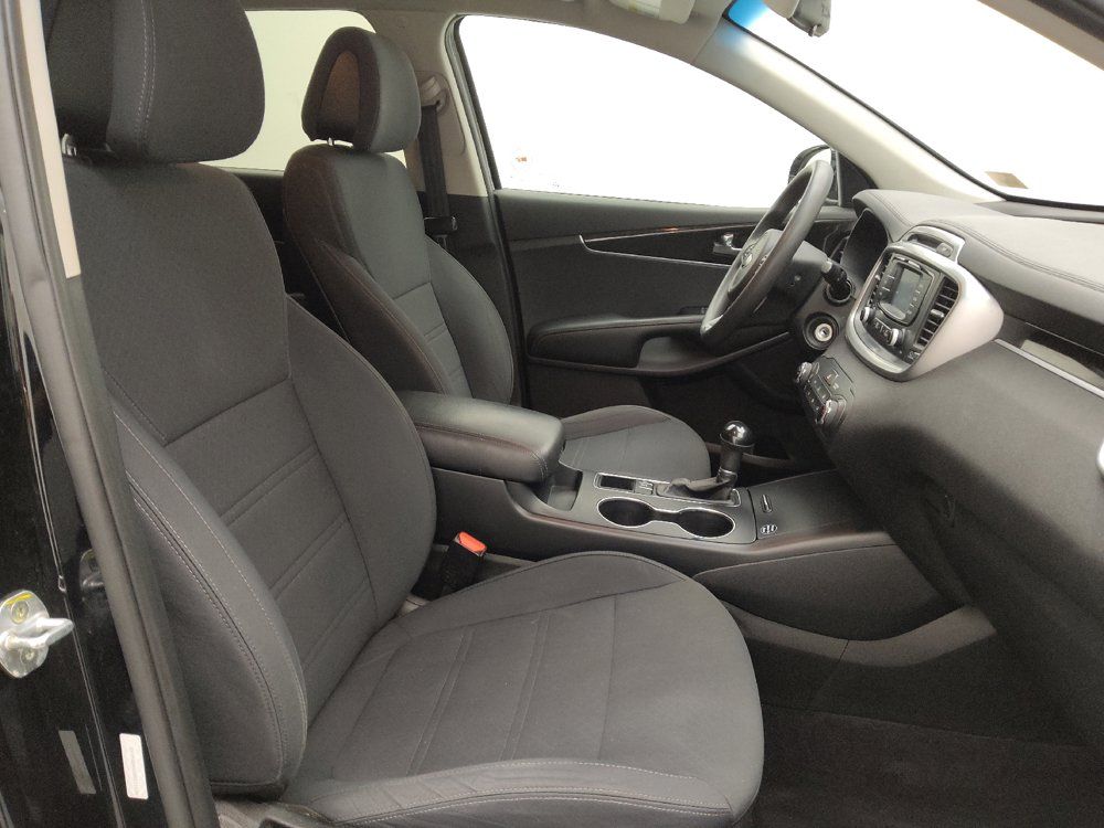 Used 2016 Kia Sorento AWD image 21