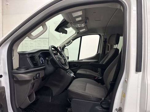 Used 2021 Ford Transit 350 XLT image 28