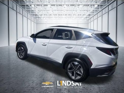 Used 2025 Hyundai Tucson SEL FWD image 5