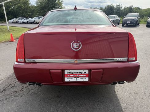 Used 2010 Cadillac DTS FWD image 5