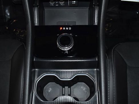 New 2025 Jeep Grand Cherokee Altitude image 19