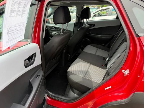 Used 2019 Hyundai Kona SE AWD/4WD image 27