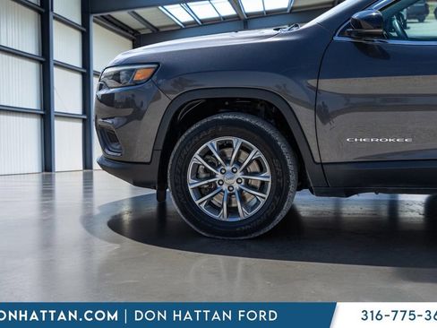 Used 2022 Jeep Cherokee Latitude Lux AWD/4WD image 29