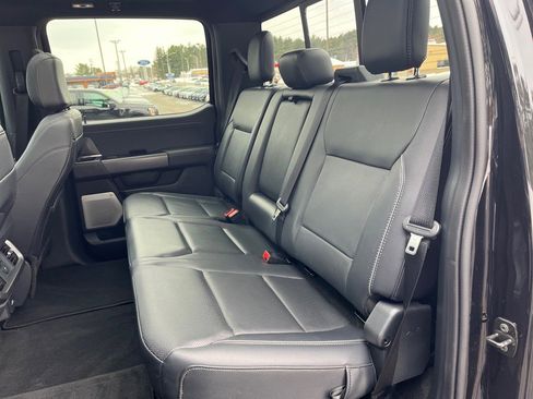 Used 2025 Ford F150 Lariat w/ Equipment Group 502A High image 12