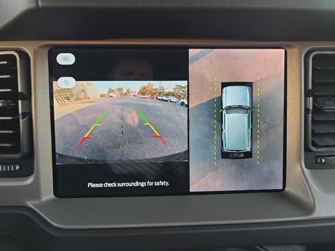 New 2025 Ford Bronco Outer Banks w/ Sasquatch Package image 24