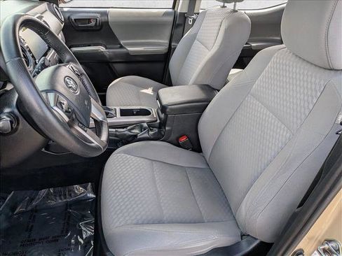 Used 2020 Toyota Tacoma SR5 image 16