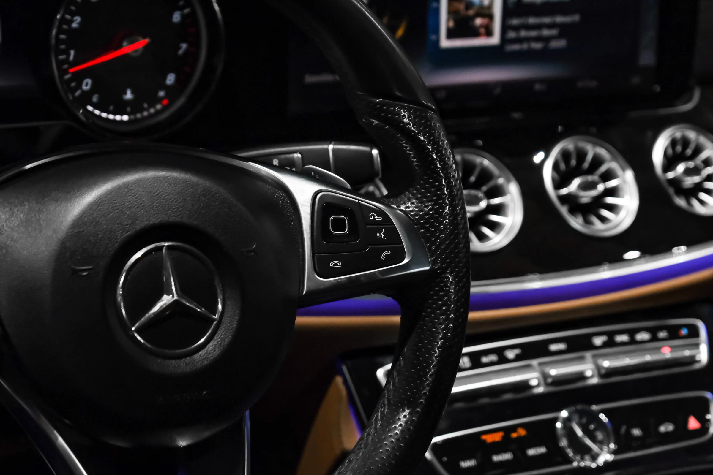 Used 2018 Mercedes-Benz E 400 Cabriolet image 28
