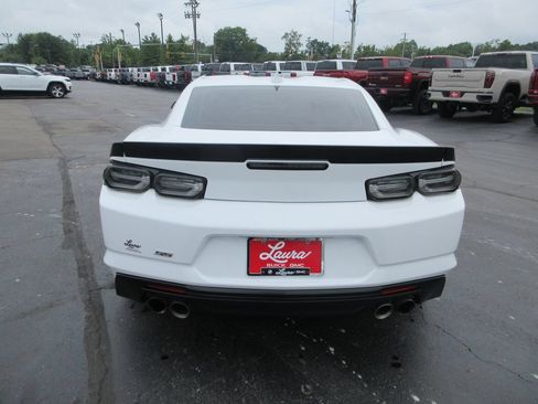 Certified 2020 Chevrolet Camaro SS RWD image 7