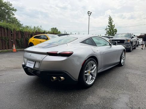 Used 2021 Ferrari Roma RWD image 6