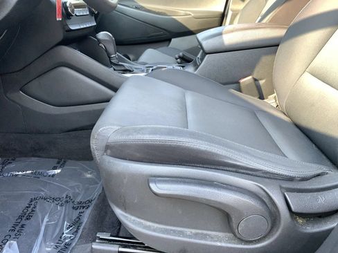 Used 2018 Hyundai Tucson SE FWD image 14