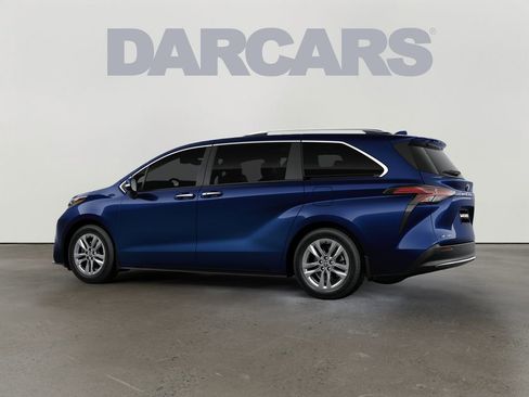 New 2026 Toyota Sienna Limited AWD/4WD image 5