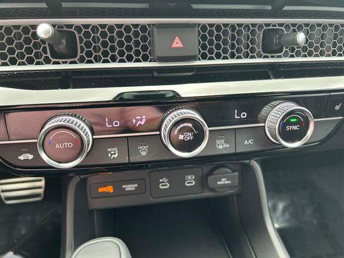 Used 2025 Honda Civic Sport image 16