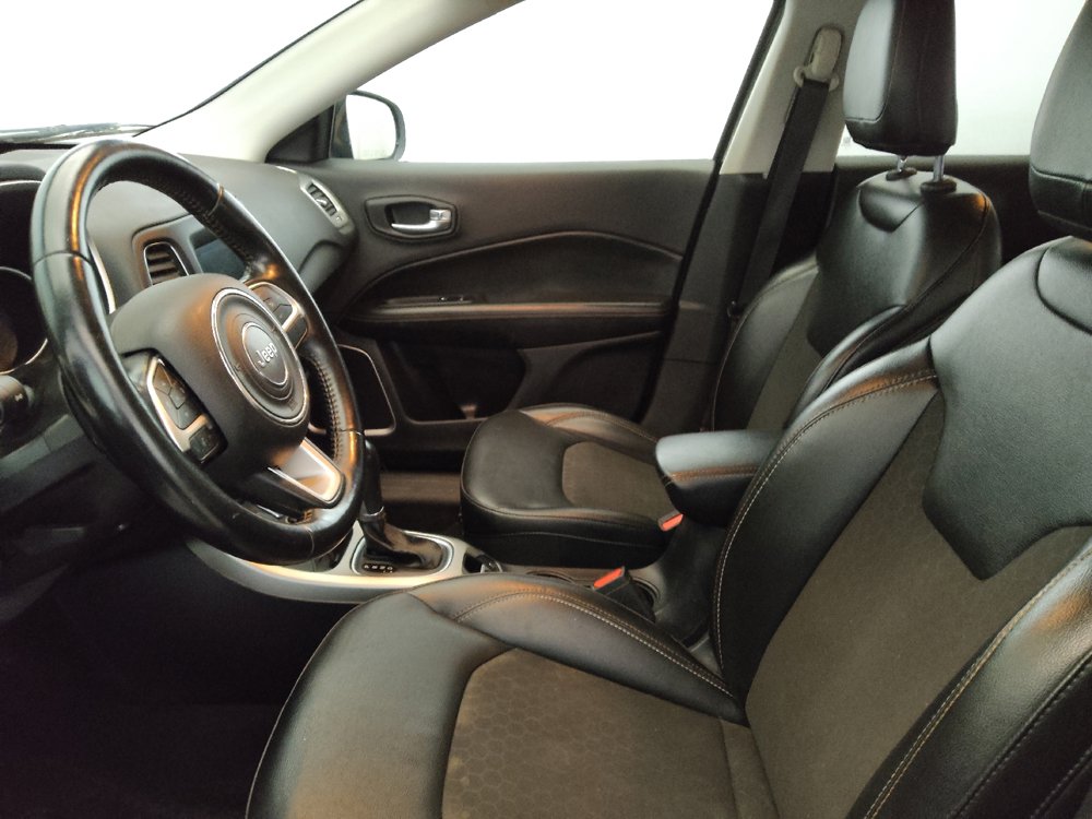 Used 2021 Jeep Compass Latitude AWD/4WD image 17
