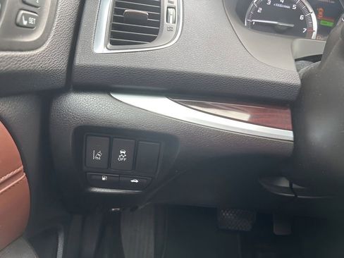 Used 2016 Acura TLX V6 SH-AWD w/ Technology Pkg image 22