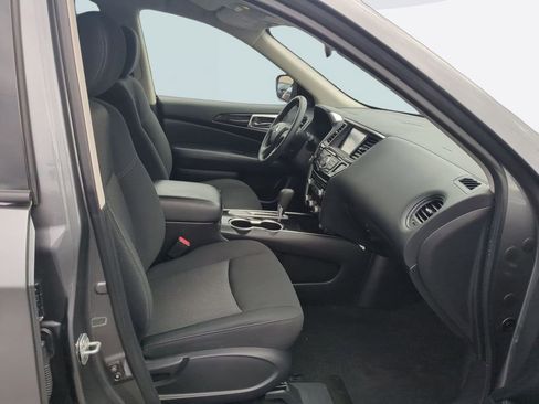 Used 2020 Nissan Pathfinder S FWD image 27