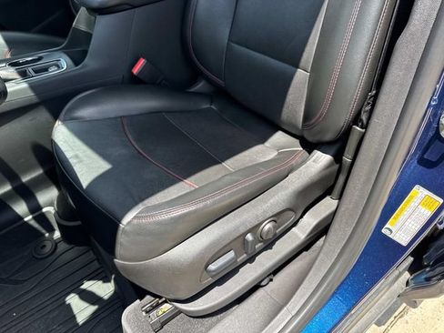Used 2023 Chevrolet Equinox RS w/ RS Leather Package AWD/4WD image 22