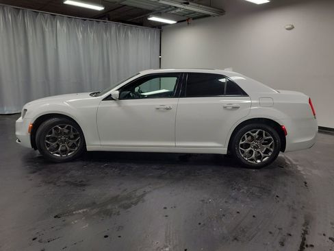 Used 2017 Chrysler 300 S w/ 300S Premium Group image 6
