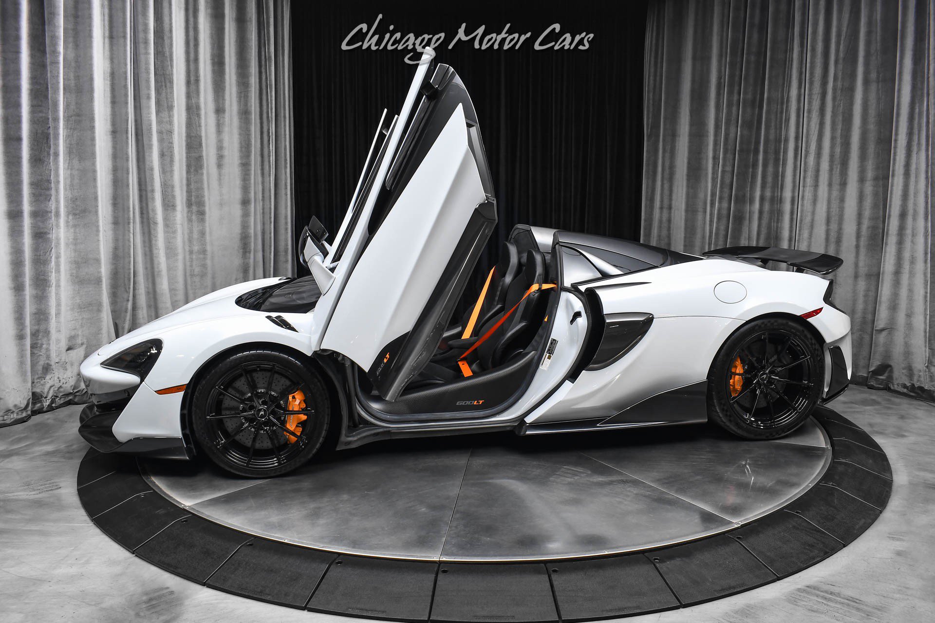 Used 2020 McLaren 600LT Spider RWD image 1