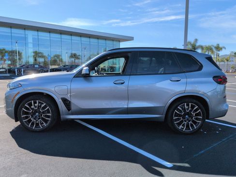 Used 2024 BMW X5 xDrive50e w/ Executive Package image 7