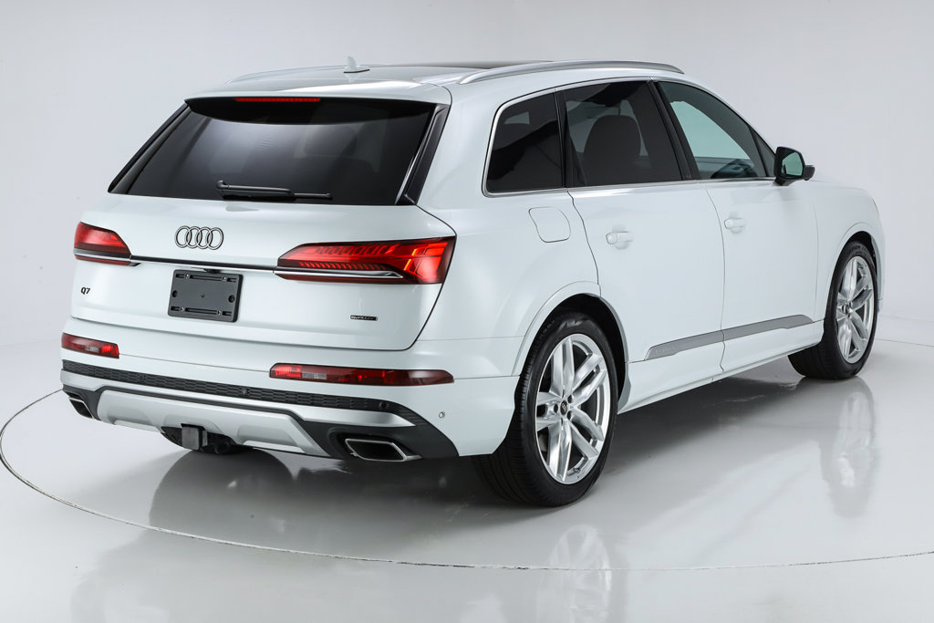 Used 2025 Audi Q7 3.0T Premium Plus w/ Premium Plus Package AWD/4WD image 13