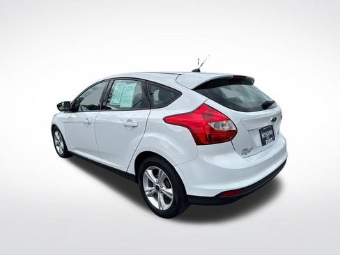 Used 2014 Ford Focus SE FWD image 3