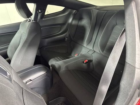 Used 2015 Ford Mustang GT RWD image 12