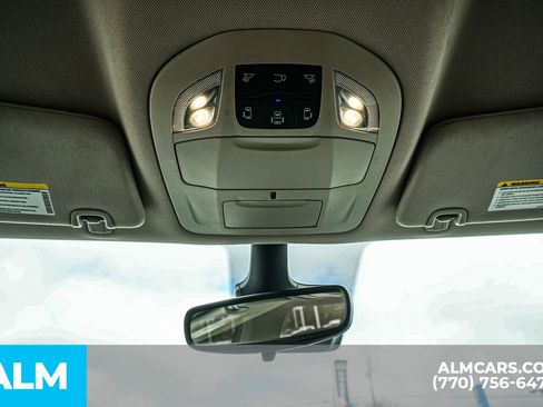 Used 2024 Chrysler Pacifica Touring-L FWD image 56