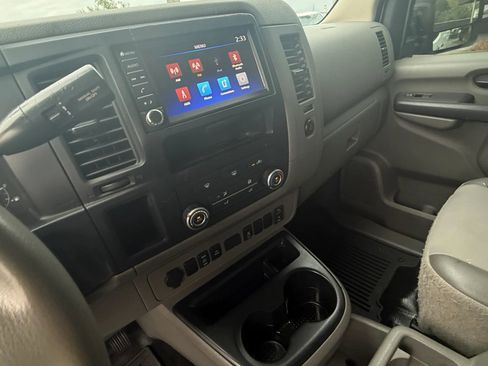 Used 2020 Nissan NV 3500 SV image 24